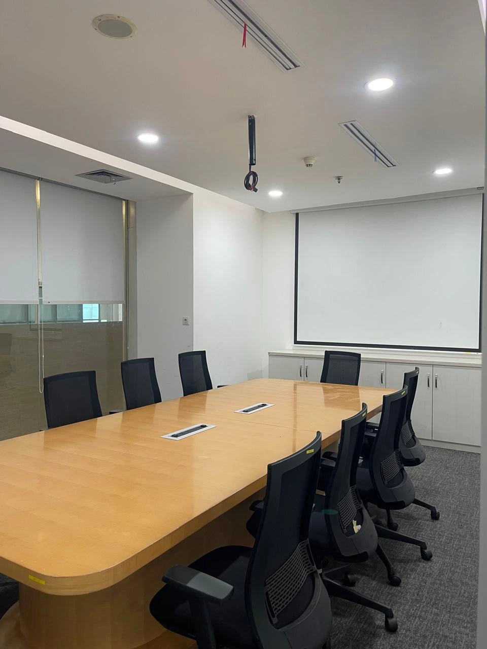 Meeting room SpaceHub Thamrin